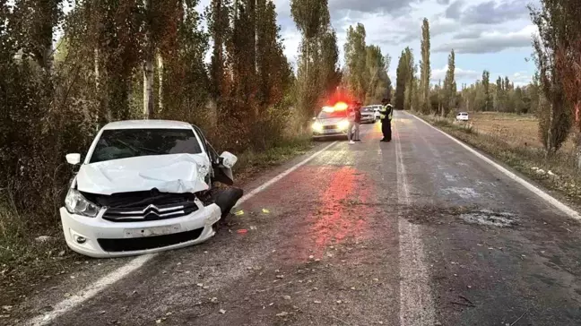 Sivas'ta Trafik Kazası: 4 Yaralı