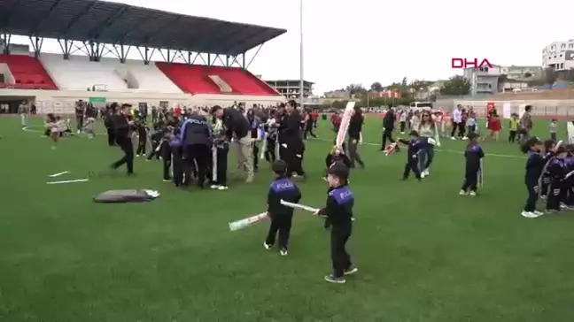 Şırnak'ta Çocuklar için Uçurtma Şenliği Düzenlendi