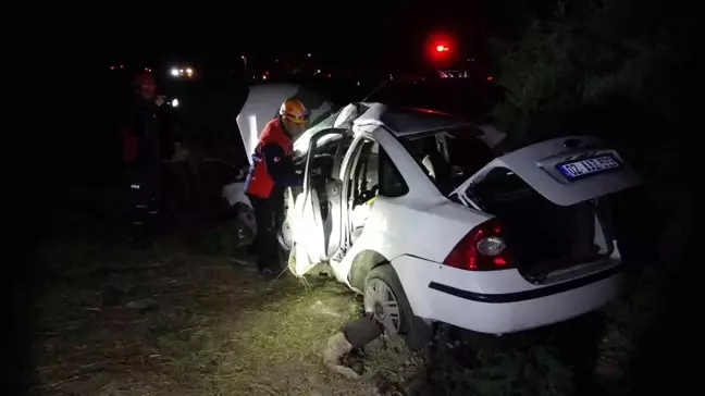 Adıyaman'da Düğünden Döne Aile Kaza Geçirdi: 1 Ölü, 3 Yaralı