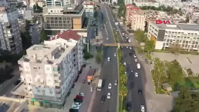 Kangren olan Antalya trafiğine 'boyalı şerit' modeli