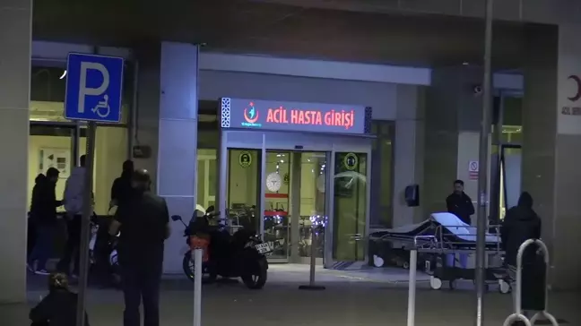 Boşanma Aşamasındaki Eşini ve Kayınpederini Yaralayan Zanlı Yakalandı