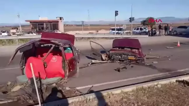 Adana'da Trafik Kazası: Otomobil Ortadan İkiye Bölündü