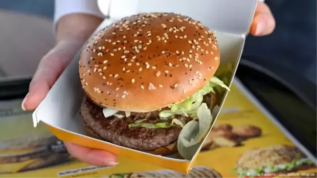 McDonald's'ta Koli Basili Skandalı: Hasta Sayısı 75'e Yükseldi