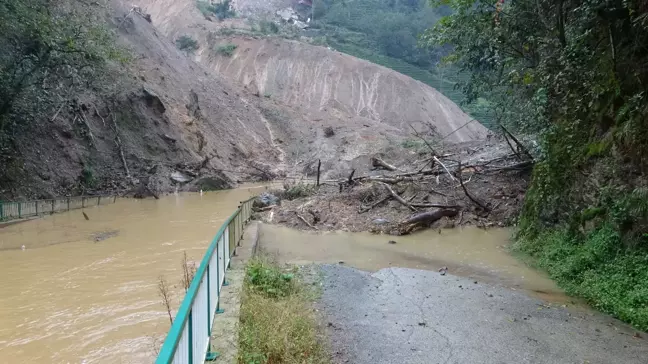 Rize'de Sağanak Sonrası Heyelanlarda Hasar Tespit Çalışmaları Devam Ediyor