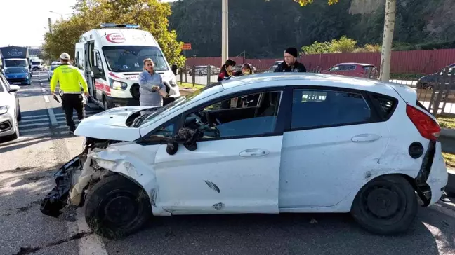 Samsun'da Trafik Kazası: 3 Yaralı