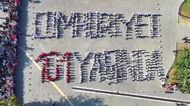 İzmir'de Cumhuriyet'in 101. Yılı Kutlamaları Coşkuyla Gerçekleşti