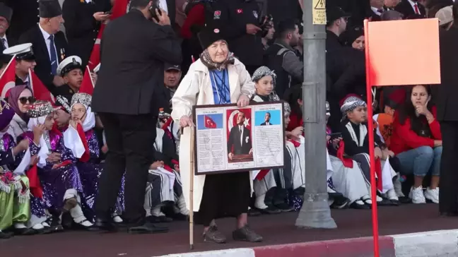 29 Ekim Cumhuriyet Bayramı Vatan Caddesi'nde Kutlandı