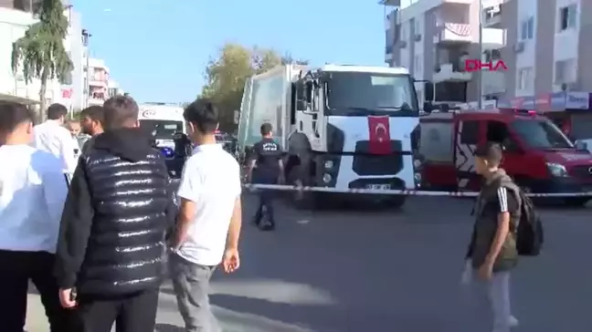 Antalya'da Çöp Kamyonunun Altında Kalan 11 Yaşındaki Çocuk Hayatını Kaybetti