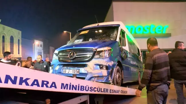 Altındağ'da Yolcu Minibüsü Devrildi: 6 Yaralı