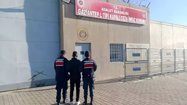 Hırsızlık Suçundan 15 Yıl 6 Ay Cezası Olan Şahıs Yakalandı