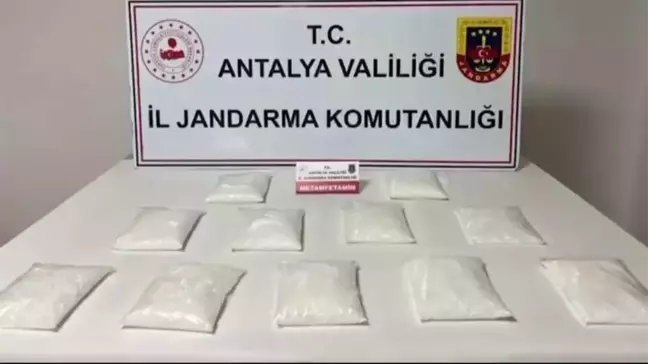 Uyuşturucu Tacirlerine Yönelik Narkoçelik-46 Operasyonu: 42 Tutuklama