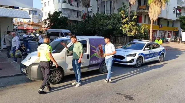 Manavgat'ta Motosiklet Kazası: Sürücü Yaralandı