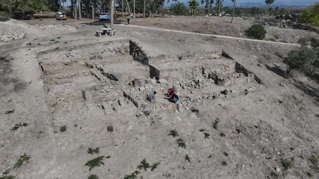 Adana Tatarlı Höyük'te 4 Bin Yıllık Kutsal Yapı Bulundu