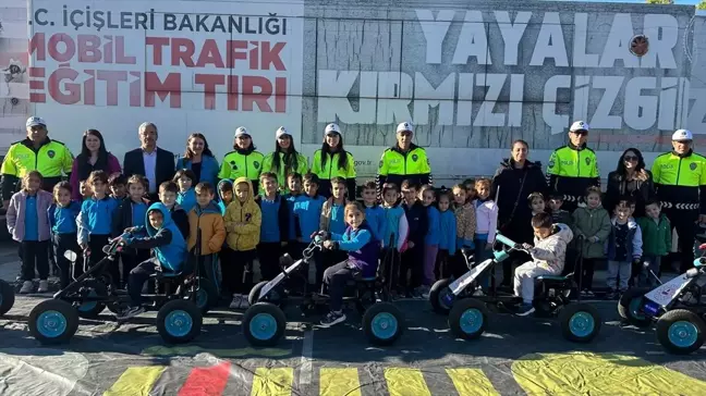 Muğla'da İlkokul Öğrencilerine Trafik Eğitimi Verildi