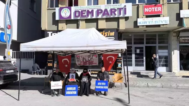 Muş'ta Aileler Evlat Nöbetini 170 Haftadır Sürdürüyor