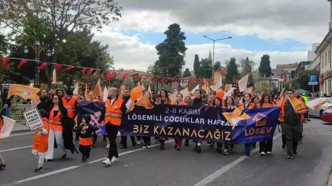 Tekirdağ'da Lösemili Çocuklar Haftası Yürüyüşü Düzenlendi