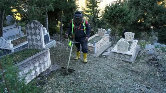 Tokat'ta Mezarlıklar Temizlendi