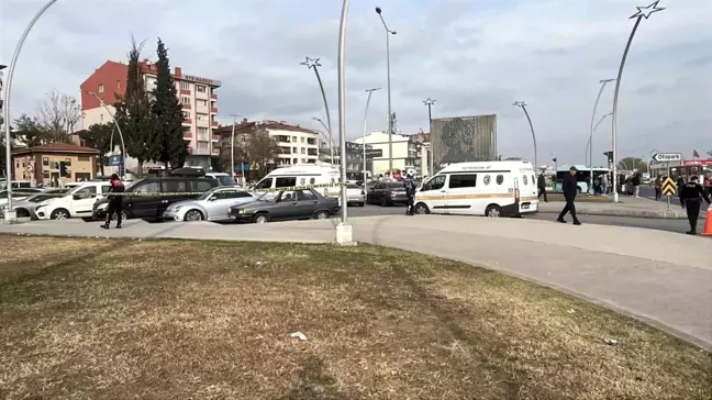 Kocaeli'de Park Halindeki Minibüste Cansız Bedene Ulaşıldı