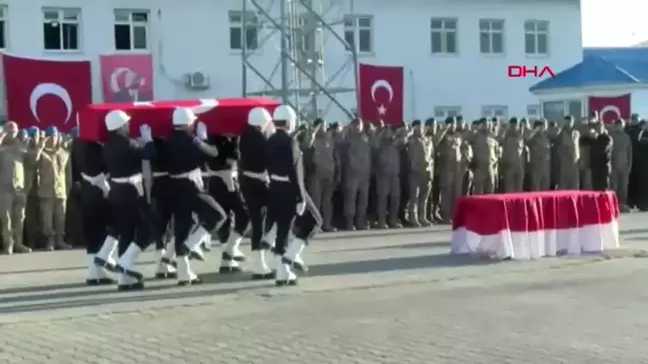 Tunceli'de Şehit Olan Polis Memuru Yiğit'in Cenazesi Adana'ya Uğurlandı