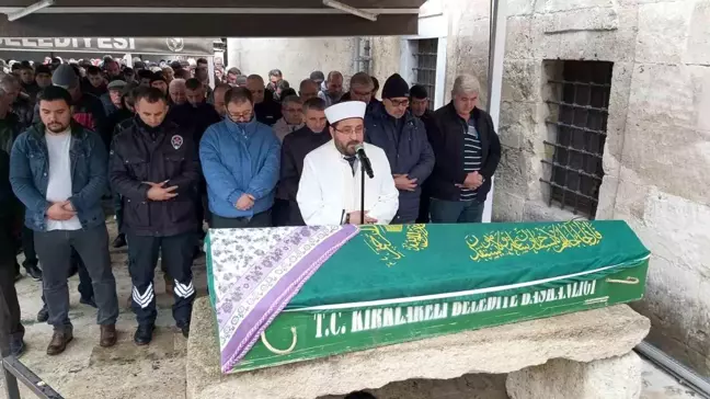 Kırklareli'nde Balta ile Öldürülen Aysel Çetin Son Yolculuğuna Uğurlandı