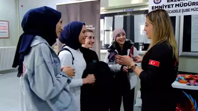 Erzurum'da Üniversite Öğrencilerine Güvenlik Bilgilendirme Toplantısı Düzenlendi