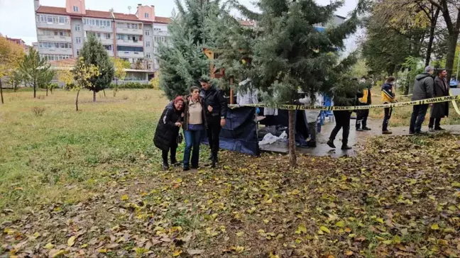 Edirne'de Kalp Rahatsızlığı Olan Kadın Parkta Ölü Bulundu