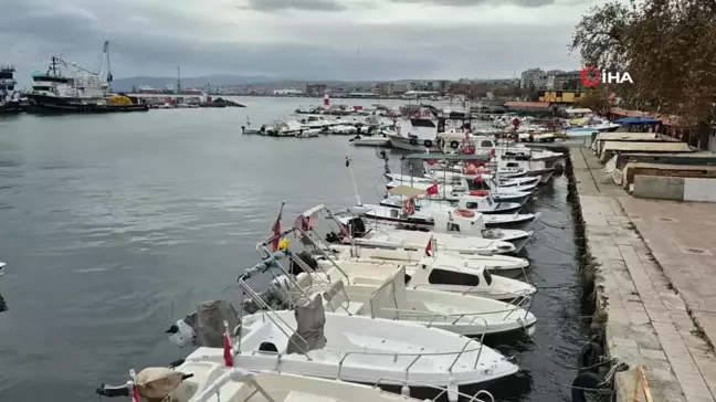 Tekirdağ'da Poyraz Fırtınası Deniz Ulaşımını Olumsuz Etkiliyor