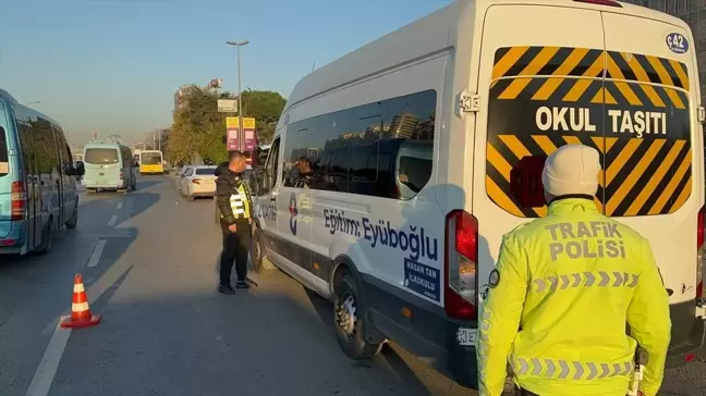 İstanbul'da Öğrenci Servislerine Denetim Uygulandı