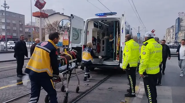 Kayseri'de Yaya Minibüsün Çarpması Sonucu Yaralandı