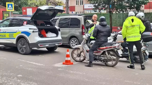 Bafra'da Motosiklet Denetimi: 3 Kişiye Ceza