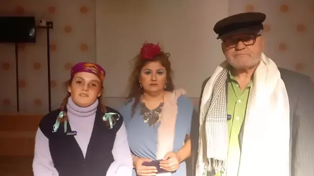 Samsun'da Kadına Şiddete Karşı Farkındalık: '3. Sayfadan Kadın Hikayeleri' Oyunu Sergilendi