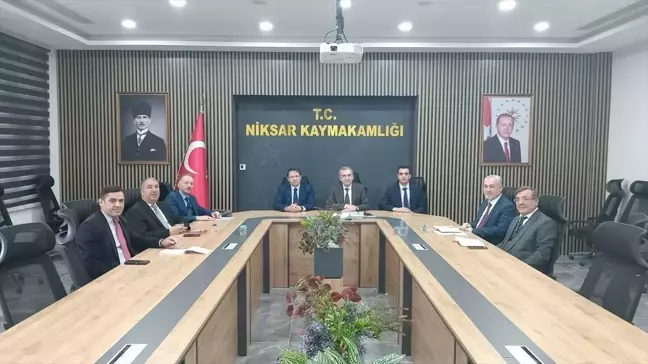 Niksar'da Eğitime Destek Platformu Toplantısı Gerçekleştirildi