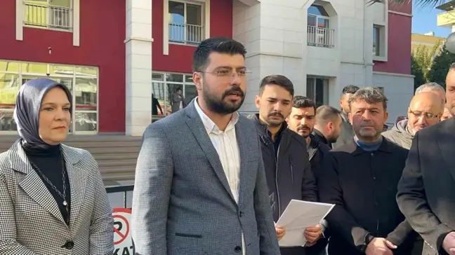 Mücahit Ömer Can Temizel, AK Parti Turgutlu İlçe Başkanlığı'na Seçildi