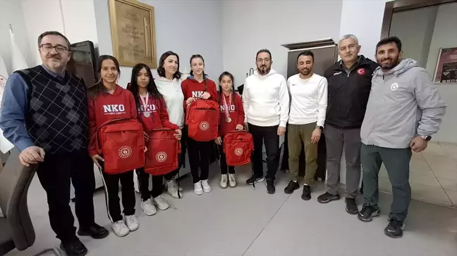 Beypazarı'ndan Altın Madalya: Hafsa Kara Kros Şampiyonasında Birinci Oldu