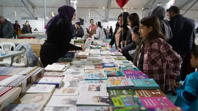 Kahramanmaraş Kitap Fuarı 500 Binden Fazla Ziyaretçi Ağırladı