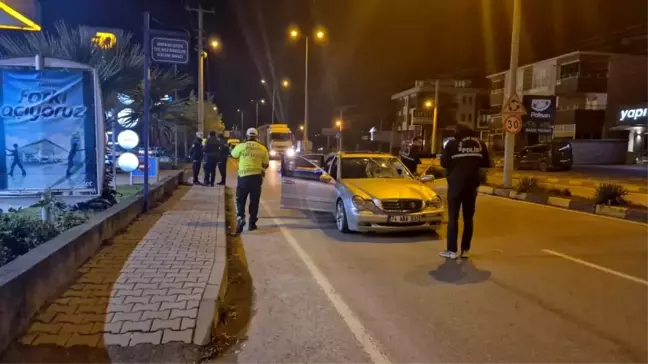 Yol Çalışması Sırasında Otomobil Çarpan Kadın Hayatını Kaybetti