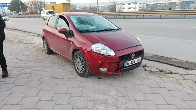 İnegöl'de Otomobilin Çarptığı Yaya Yaralandı