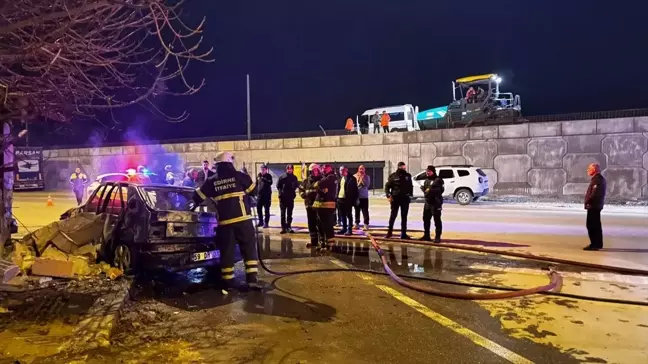 Edirne'de Otomobil Yangınında 4 Kişi Hayatını Kaybetti