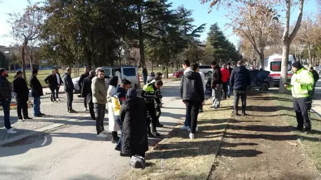 Malatya'da Trafik Kazası: 2'si Çocuk 3 Yaralı