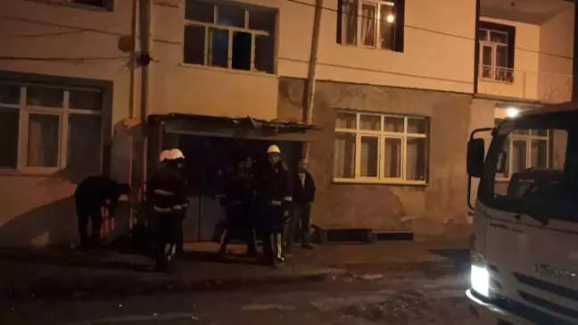 Konya'da Kaçak Elektrik Yangını: İtfaiye ve Polis Olay Yerinde