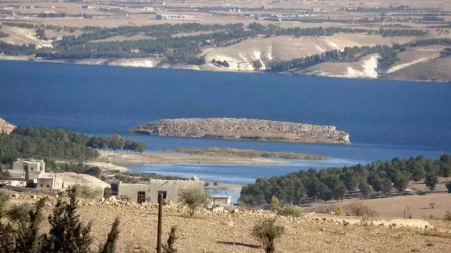 Münbiç'te PKK/YPG'li Teröristlerin Bomba Yüklü Kamyonu Etkisiz Hale Getirildi