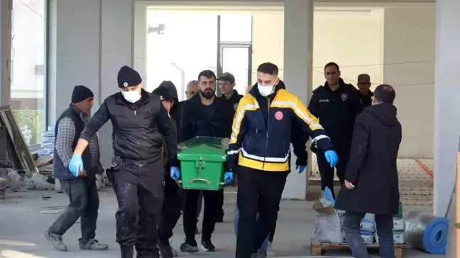 Mersin'de İnşaatta Facia: Genç İşçi Asansör Boşluğuna Düşerek Hayatını Kaybetti