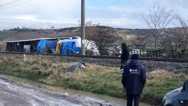 Tekirdağ'da Yolcu Treni Yayaya Çarptı: Bir Kişi Hayatını Kaybetti