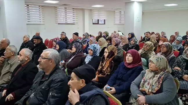 Beypazarı'ndan Umreye Gidecekler İçin Bilgilendirme Semineri Düzenlendi