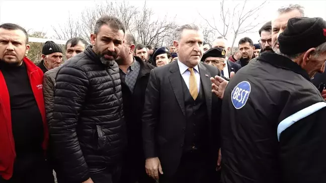 Erzurum'da Tarihi Taş Ambarlar'da Yangın Kontrol Altına Alındı