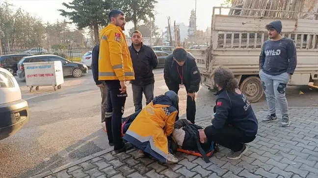 Adıyaman'da Kamyonet ile Motosiklet Çarpıştı: Bir Yaralı