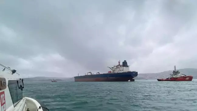 İstanbul Boğazı'nda Tanker Arızası, Gemi Traffği Askıya Alındı