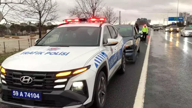 Alkollü Sürücünün Trafik Polisi Araçına Çarptığı Kaza Tekirdağ'da Meydana Geldi