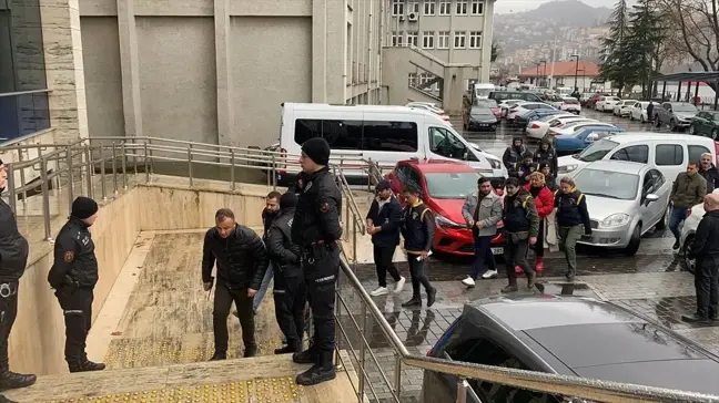 Zonguldak'ta Kavga: 3 Kişi Yaralandı, 3 Şüpheli Tutuklandı