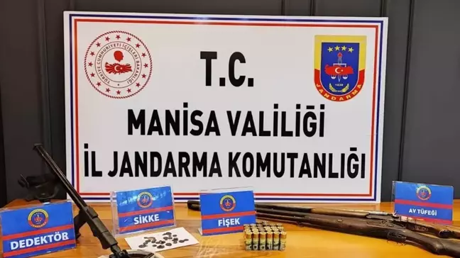 Manisa'da Tarihi Eser Kaçakçılığına Operasyon: 23 Sikke Ele Geçirildi